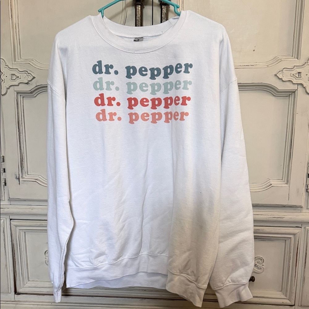 Gildan White Sweater with Multicolor Print